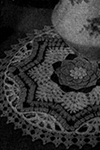 Dahlia Hot Plate Mat