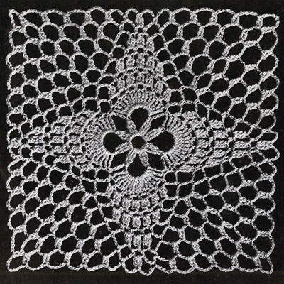 Pineapple Leaves Tray Mat & Napkin Edging Pattern square