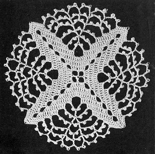 Smilin' Through Tablecloth Pattern #7249