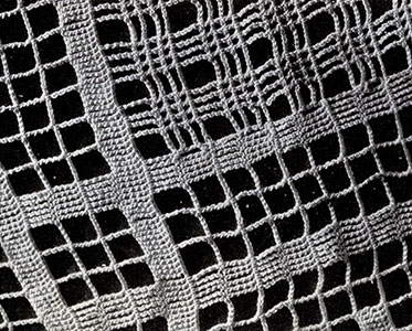 Luncheon Cloth in Modernistic Filet Pattern #231 swatch