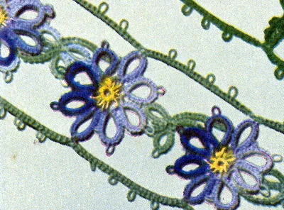 Shaded Blue Pillow Case Posies Edging & Insertion Pattern