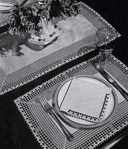 Fisherman's Lace Placemats, Runner & Napkin Edging Pattern #7709