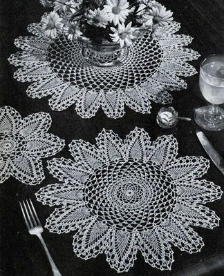 Pineapple Luncheon Set Pattern #7865