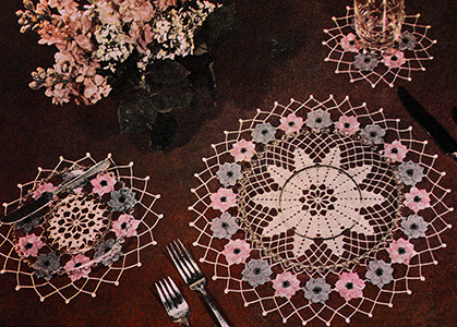 Anemone Place Mat Set Pattern #6