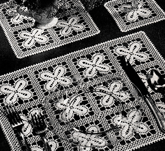 Modern Heirloom Table Doily Pattern #2