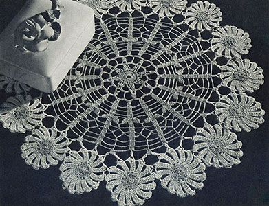 Daisy Ring Doily Pattern #12-61