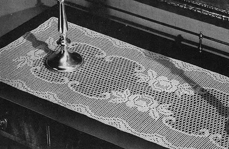 Queen of the Garden Runner Pattern #7399