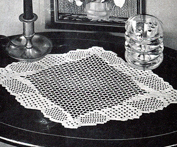 Love-at-Sight Doily #7571 Pattern