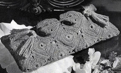 Three Bags on the Square Pattern #2681