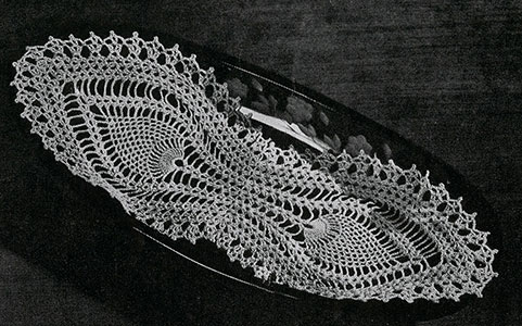 Bread Tray Doily Pattern #7772