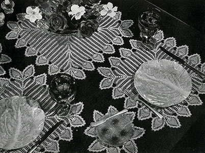 Square Luncheon Set Pattern #7777