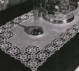 Flower Frame Runner Pattern #N-111