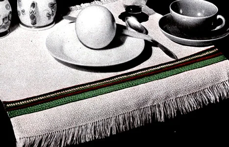Breakfast Doily with Peasant Trim Pattern #412