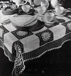 Empire Medallion Tea Cloth Pattern #741