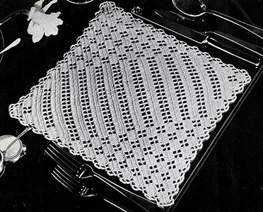 Modern Filet Place Mats Pattern