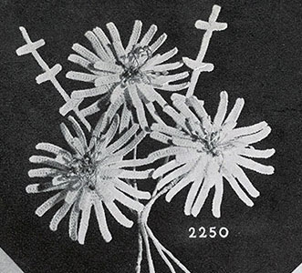 Daisies Boutonniere Pattern #2250