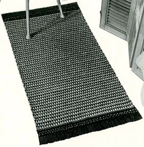 Dot Dot Dash Rug Pattern