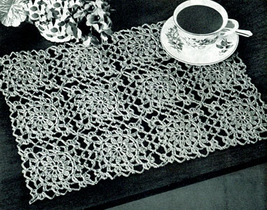 Motif Luncheon Set Pattern