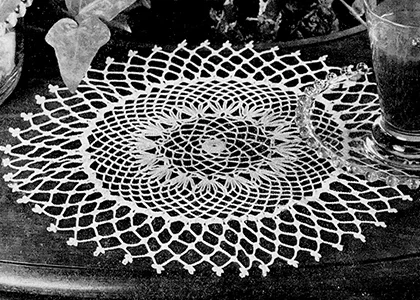 Lattice Edge Doily Pattern #4402
