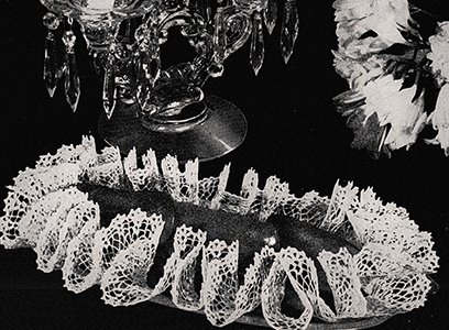 Bread Tray Ruffle Doily Pattern #5908