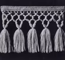 Triple Knot Fringe with Tassels Pattern