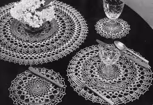 Laurel Luncheon Set Pattern #7262