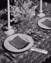 Mayday Bouquet Tablecloth Pattern #7327