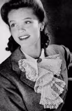 Irish Crochet Jabot Pattern #2118